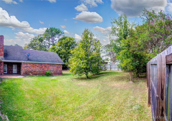 2811 Lansdowne Drive