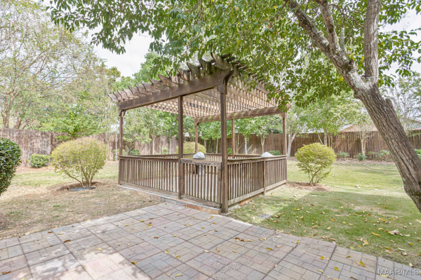 1421 Meriwether Road