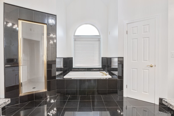 1421 Meriwether Road