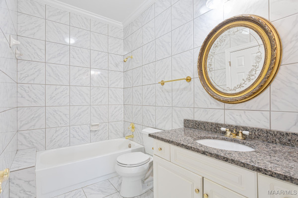 1421 Meriwether Road