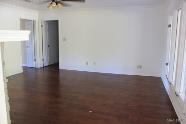 1761 Northfield Drive