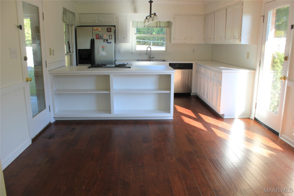 1761 Northfield Drive