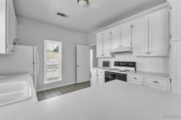 448 Duckworth Drive