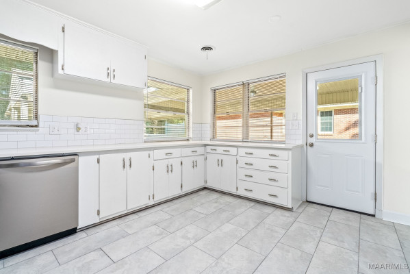 3544 Bankhead Avenue