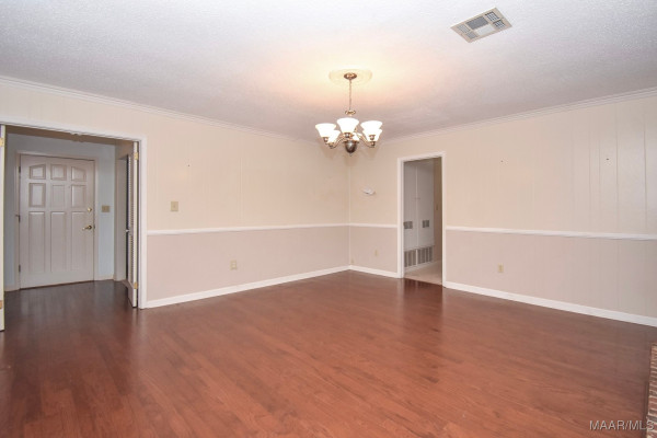 1237 Edgeworth Drive