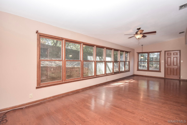 1237 Edgeworth Drive