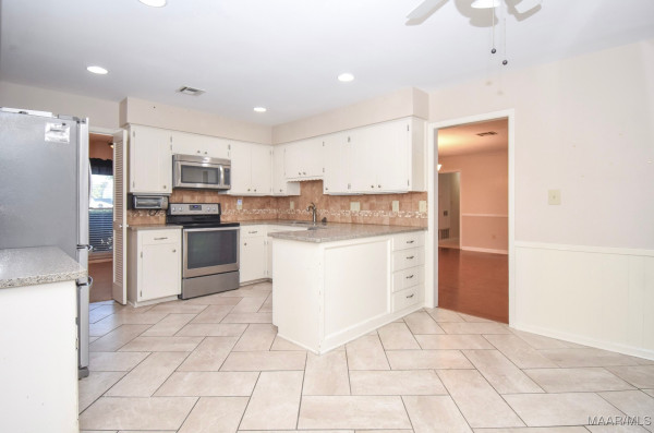 1237 Edgeworth Drive