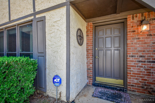 1237 Edgeworth Drive