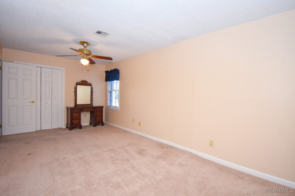 1237 Edgeworth Drive