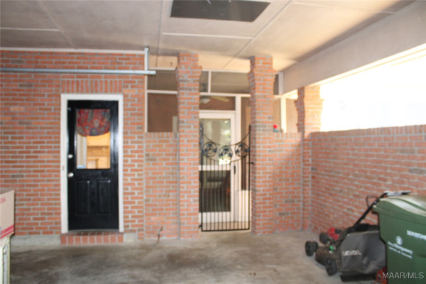 8830 Old Magnolia Way