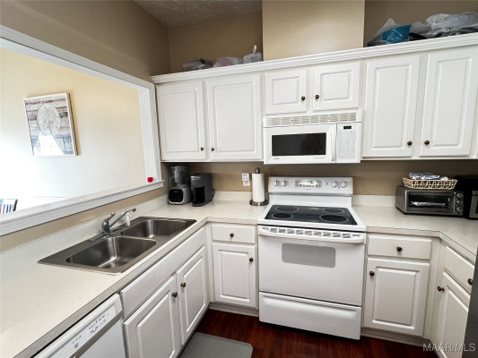 5922 HAVENWOOD Drive