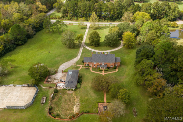 1241 Kirkwood Drive