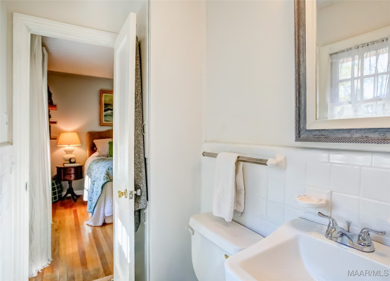 3325 Richardson Road S