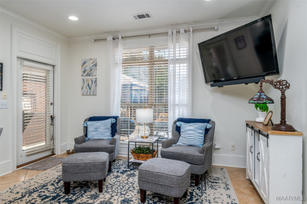 8497 Rockbridge Circle