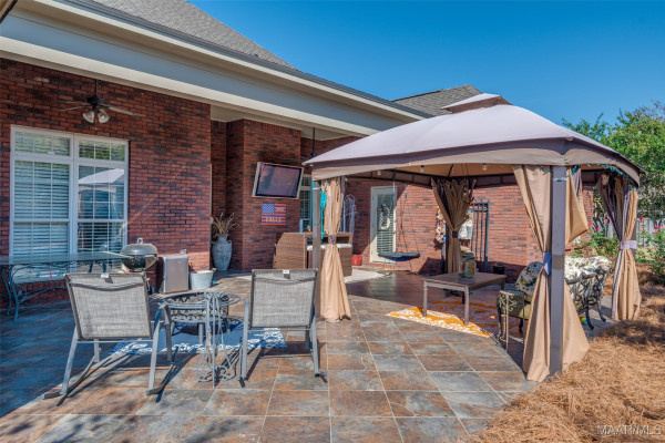 8497 Rockbridge Circle