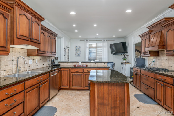 8497 Rockbridge Circle