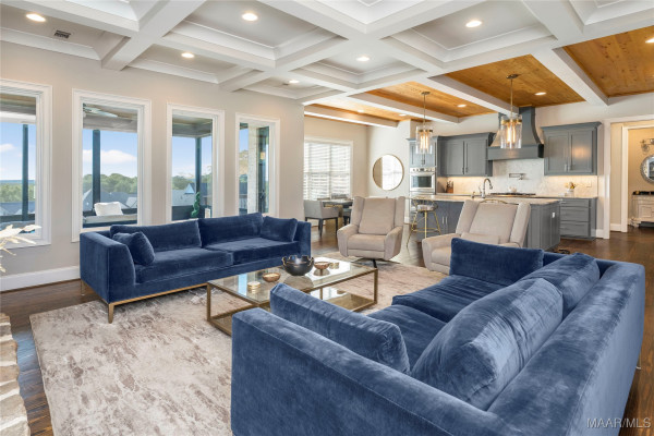 112 Chimney Ridge