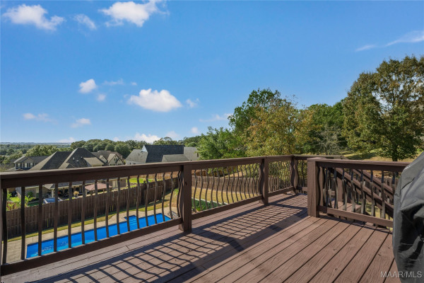 112 Chimney Ridge