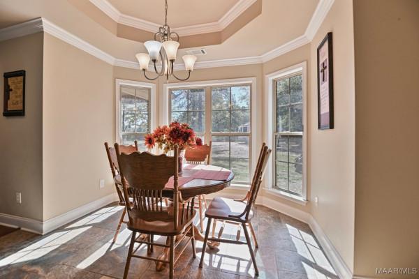 915 County Road 19 . N