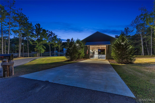 60 Castaway Cove Lane