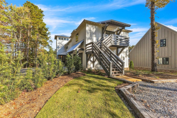 130 Castaway Cove Lane