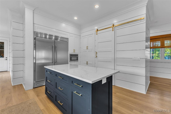 130 Castaway Cove Lane