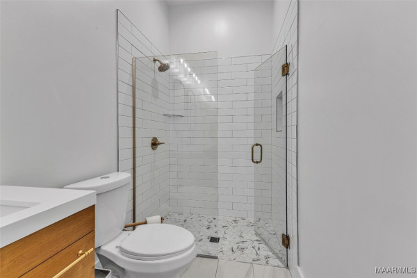 130 Castaway Cove Lane