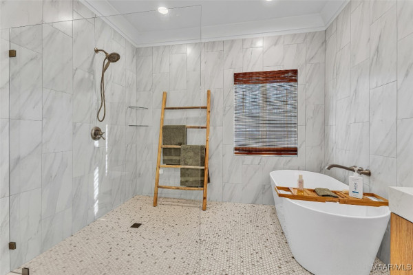 130 Castaway Cove Lane