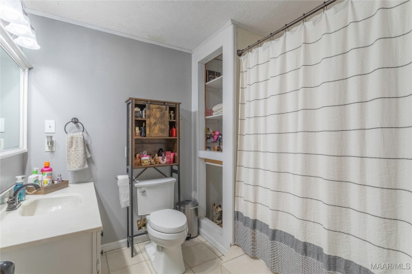 466 County Road 368 .