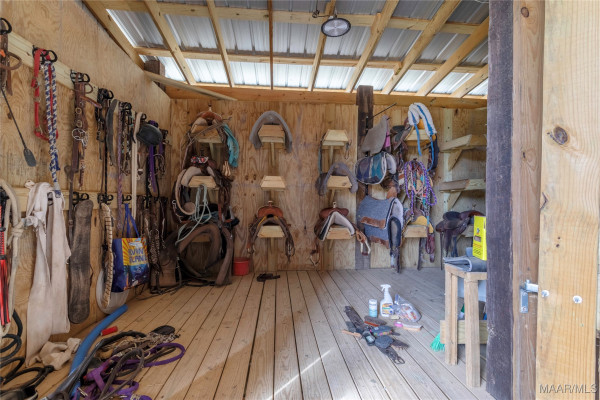 466 County Road 368 .