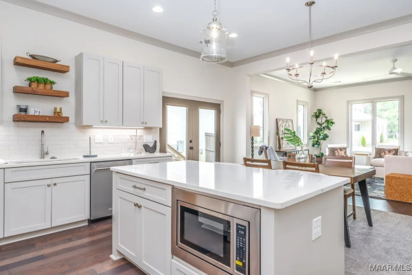 1567 Mews Cross Street