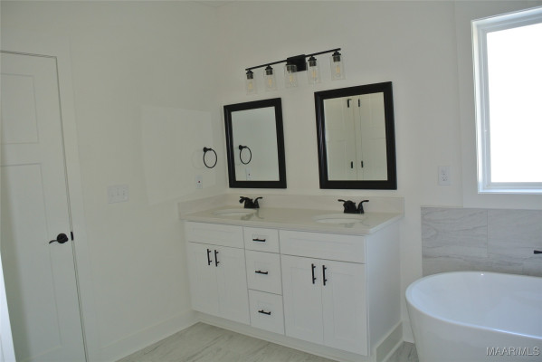 161 Glendale Acres Acres