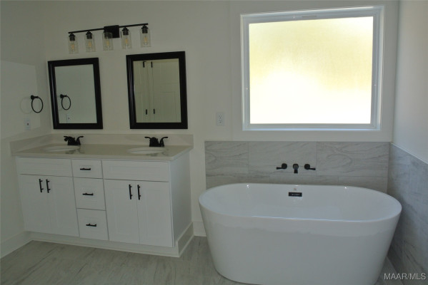 161 Glendale Acres Acres