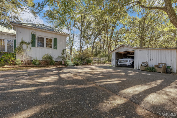 511 Claud Road