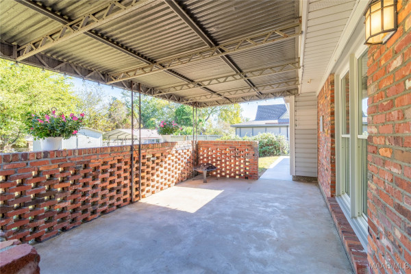 2633 OLD ORCHARD Lane