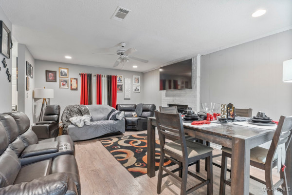 1578 Deatsville Highway