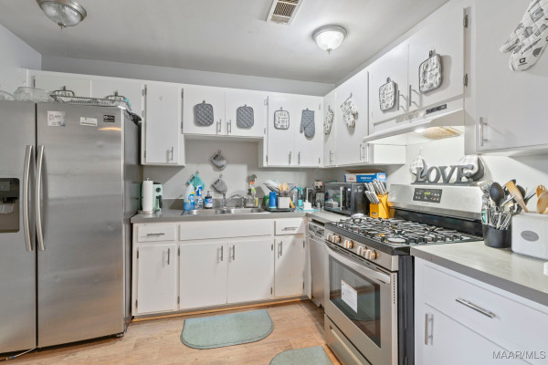 1578 Deatsville Highway