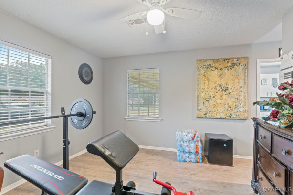 1578 Deatsville Highway