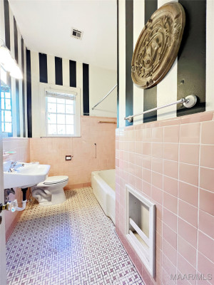 1908 Norman Bridge Court