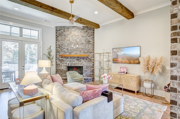 8930 Big Horn Trail