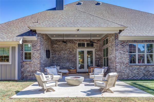8930 Big Horn Trail