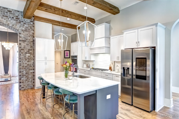 8930 Big Horn Trail