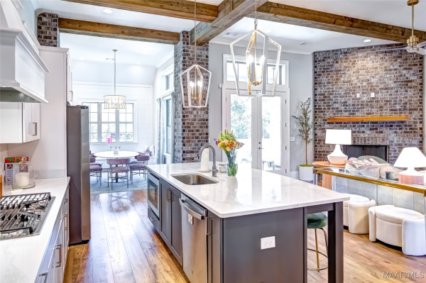 8930 Big Horn Trail