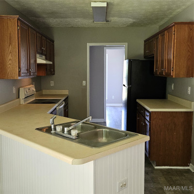 6043 Hobbie Brook Cove