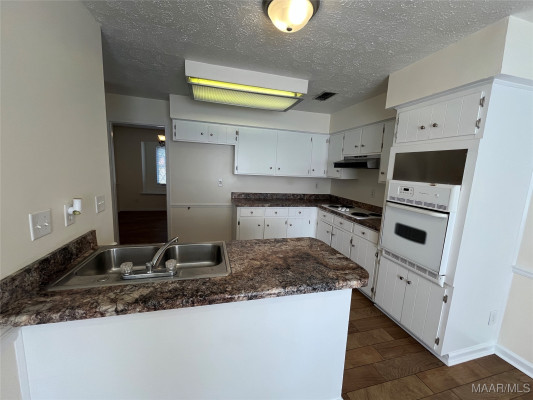6724 CAPOUANO Drive