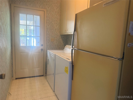 569 Chatsworth Drive