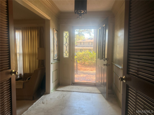 569 Chatsworth Drive