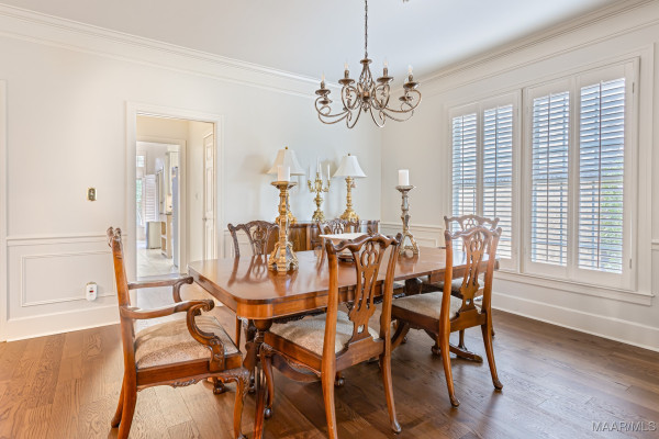 8132 Longneedle Place