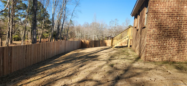 245 Brownstone Loop