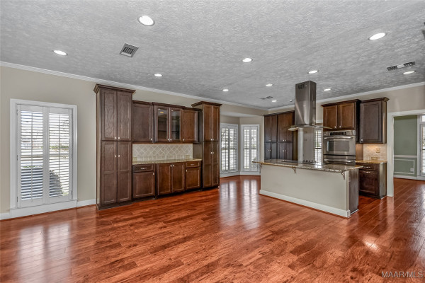 733 Wiltshire Drive